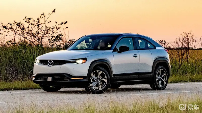 搭載轉子引擎 馬自達MX